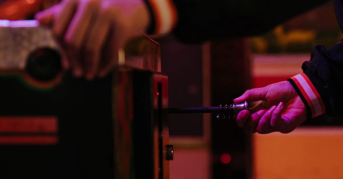 Концепция контроля эмоций при игре в слот Mustang Gold